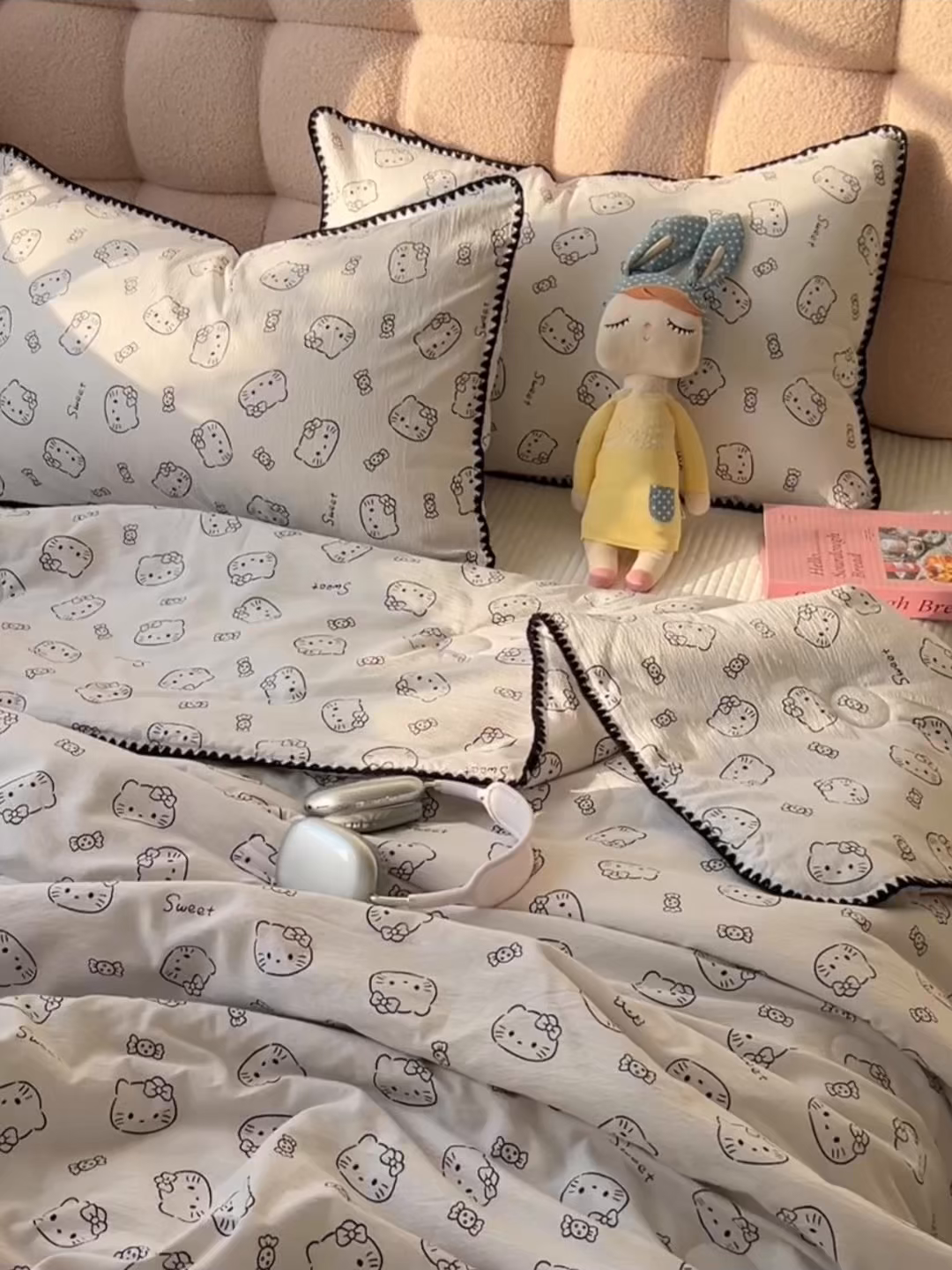 91家纺网 家纺一手货源 找家纺 韩巢家纺 2025夏季新款A类云感双层纱花边款夏被夏凉被空调被薄被子 贝壳边-猫咪恋人