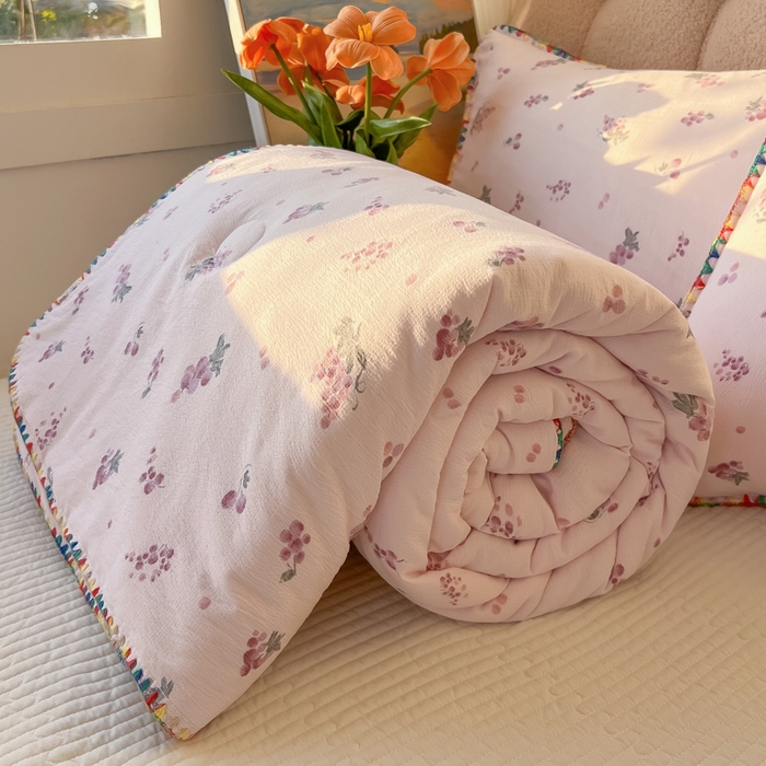 91家纺网 家纺一手货源 找家纺 韩巢家纺 2025夏季新款A类云感双层纱花边款夏被夏凉被空调被薄被子 贝壳边-葡萄七分甜