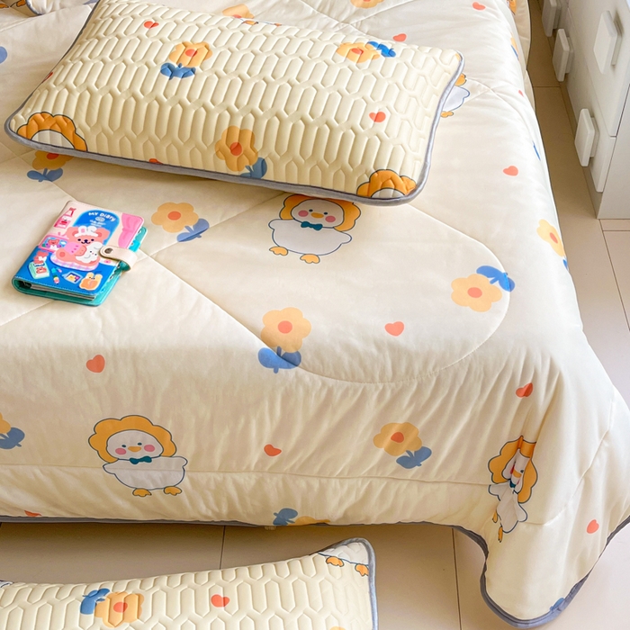 91家纺网 家纺一手货源 找家纺 （总）沐慕 2025新款小清新凉感丝夏被凉席四件套