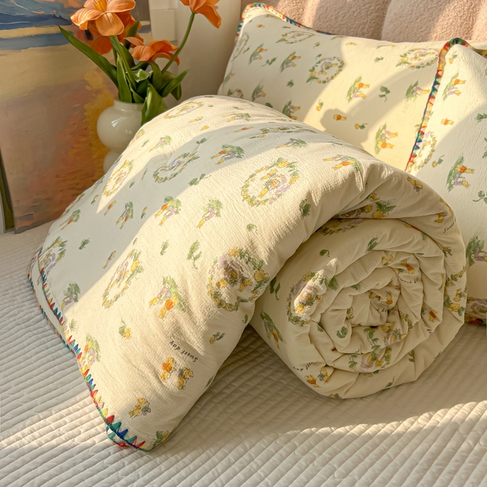 91家纺网 家纺一手货源 找家纺 韩巢家纺 2025夏季新款A类云感双层纱花边款夏被夏凉被空调被薄被子 贝壳边-兔子的世界