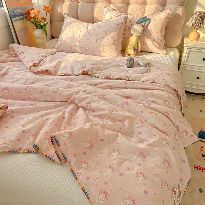 91家纺网 家纺一手货源 找家纺 韩巢家纺 2025夏季新款A类云感双层纱花边款夏被夏凉被空调被薄被子 贝壳边-小美冰激凌