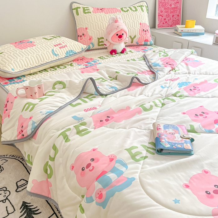 91家纺网 家纺一手货源 找家纺 沐慕 2025新款小清新凉感丝夏被凉席四件套 可爱粉猪