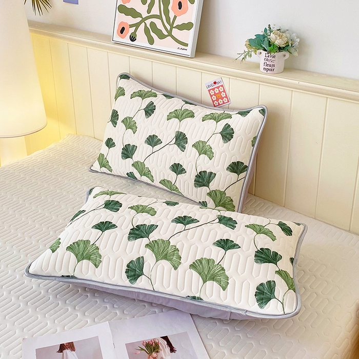 91家纺网 家纺一手货源 找家纺 芯宜佳 2025新款A类凉感丝乳胶单人枕套 秋叶缤纷-绿