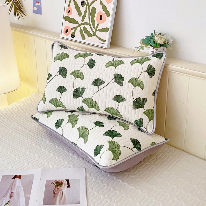 91家纺网 家纺一手货源 找家纺 芯宜佳 2025新款A类凉感丝乳胶单人枕套 秋叶缤纷-绿