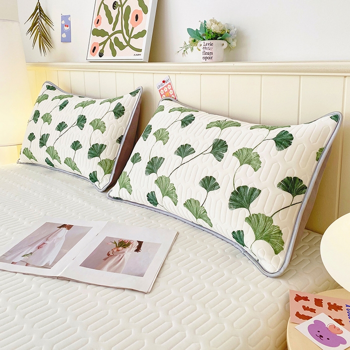 91家纺网 家纺一手货源 找家纺 芯宜佳 2025新款A类凉感丝乳胶单人枕套 秋叶缤纷-绿