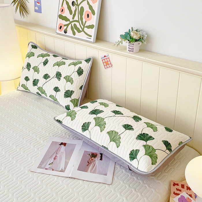 91家纺网 家纺一手货源 找家纺 芯宜佳 2025新款A类凉感丝乳胶单人枕套 秋叶缤纷-绿