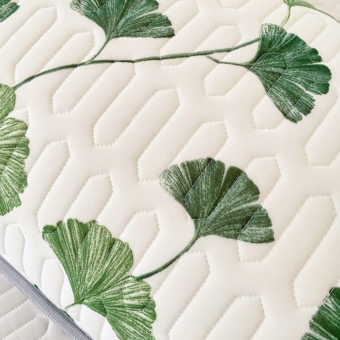 91家纺网 家纺一手货源 找家纺 芯宜佳 2025新款A类凉感丝乳胶单人枕套 秋叶缤纷-绿