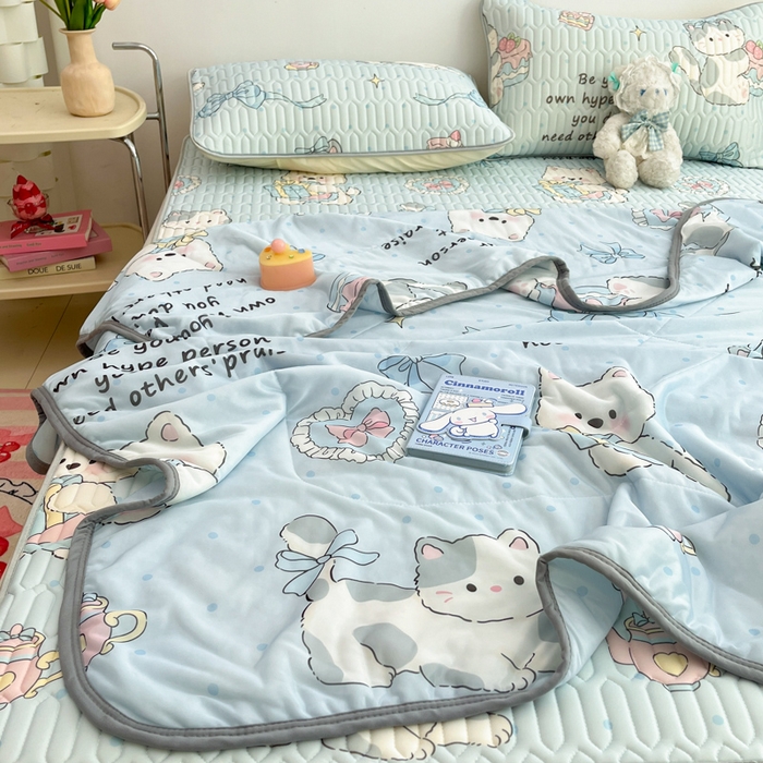 91家纺网 家纺一手货源 找家纺 沐慕 2025新款小清新凉感丝夏被凉席四件套 萌宠礼物