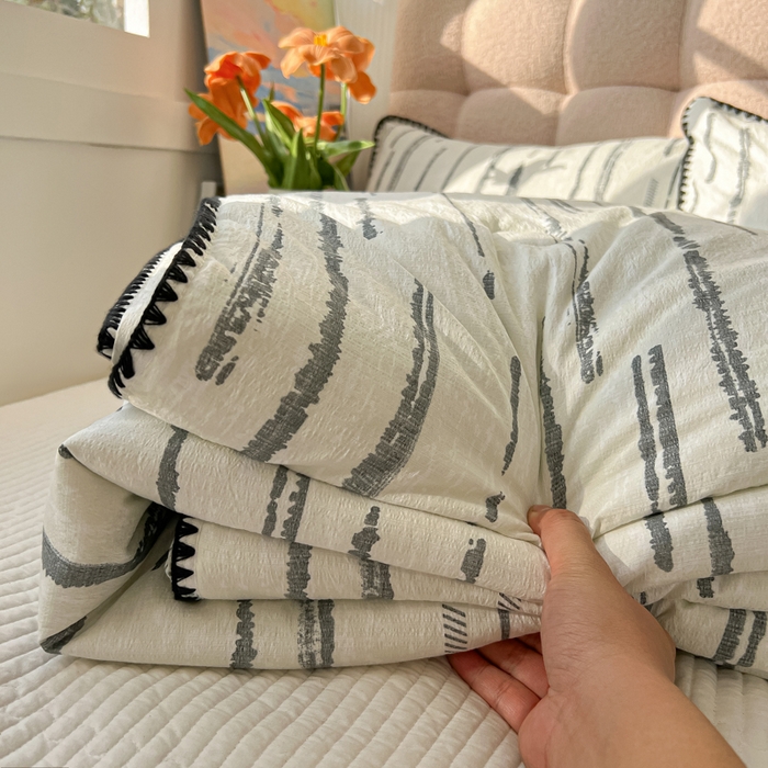 91家纺网 家纺一手货源 找家纺 韩巢家纺 2025夏季新款A类云感双层纱花边款夏被夏凉被空调被薄被子 贝壳边-云边星辰