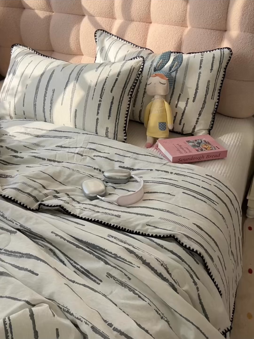 91家纺网 家纺一手货源 找家纺 韩巢家纺 2025夏季新款A类云感双层纱花边款夏被夏凉被空调被薄被子 贝壳边-云边星辰