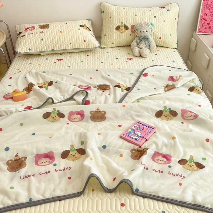 91家纺网 家纺一手货源 找家纺 沐慕 2025新款小清新凉感丝夏被凉席四件套 三小只