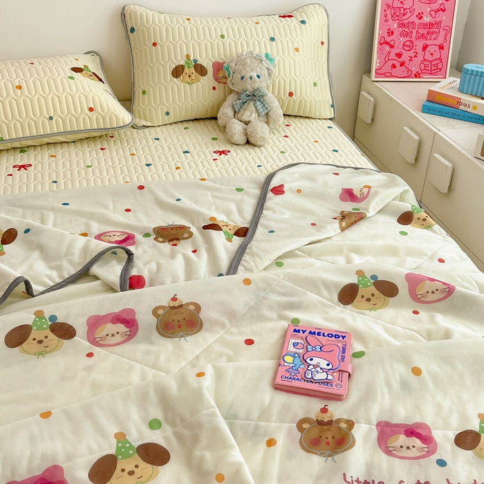 91家纺网 家纺一手货源 找家纺 沐慕 2025新款小清新凉感丝夏被凉席四件套 三小只