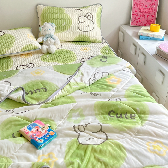 91家纺网 家纺一手货源 找家纺 沐慕 2025新款小清新凉感丝夏被凉席四件套 森系兔