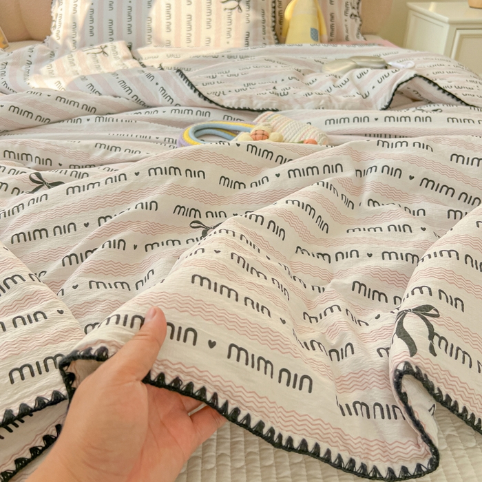 91家纺网 家纺一手货源 找家纺 韩巢家纺 2025夏季新款A类云感双层纱花边款夏被夏凉被空调被薄被子 贝壳边-韵味粉