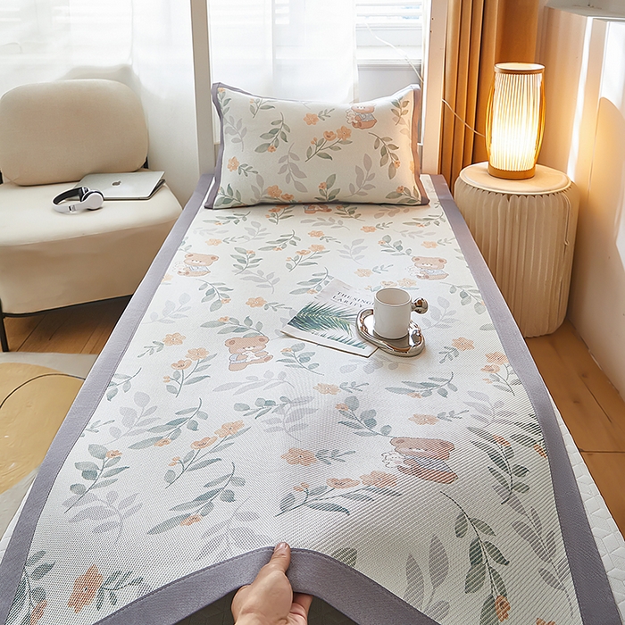 91家纺网 家纺一手货源 找家纺 （总）沐慕 2025新款学生床小清新印花冰藤席