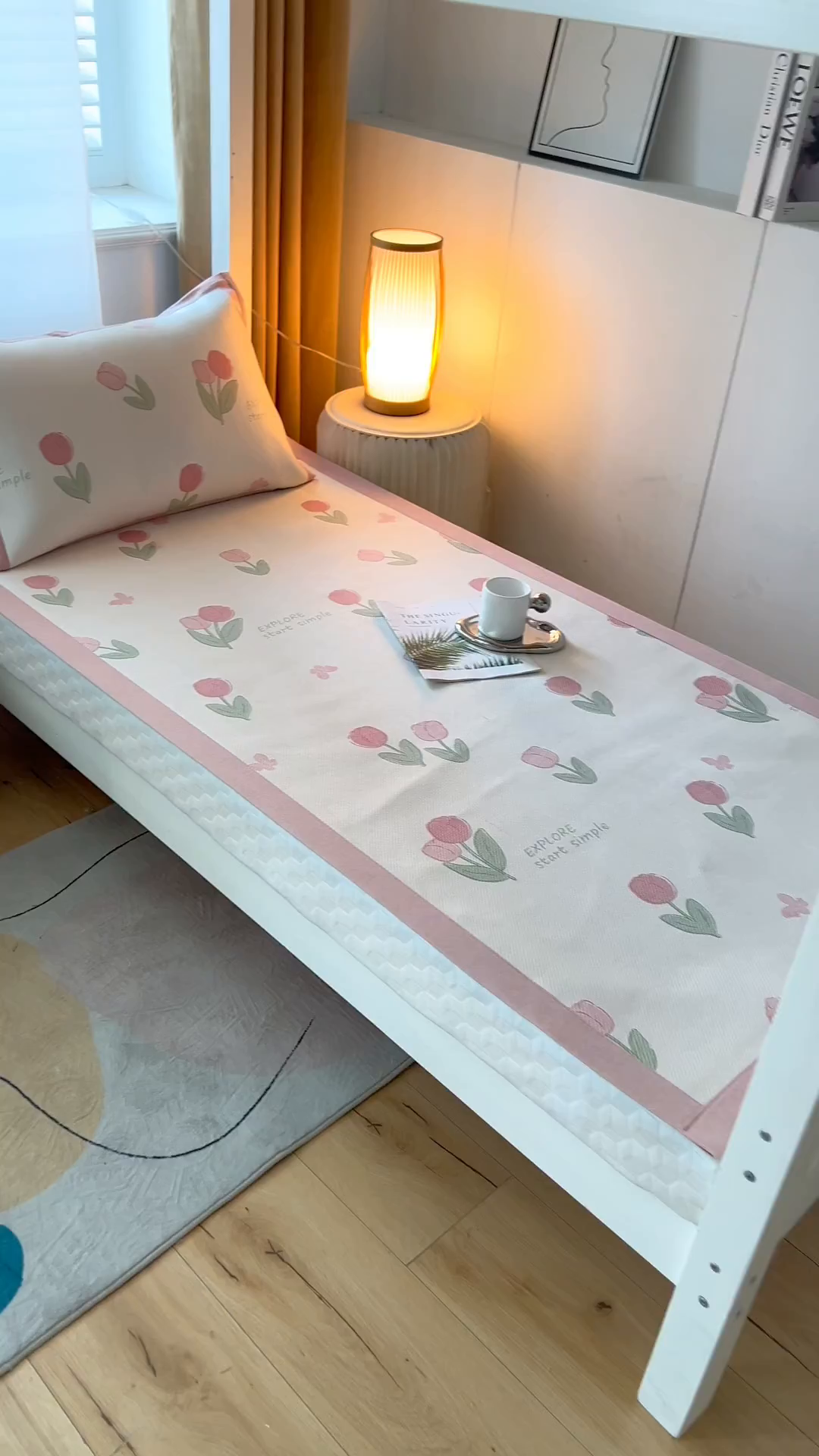 91家纺网 家纺一手货源 找家纺 沐慕 2025新款学生床小清新印花冰藤席 粉嫩郁金香