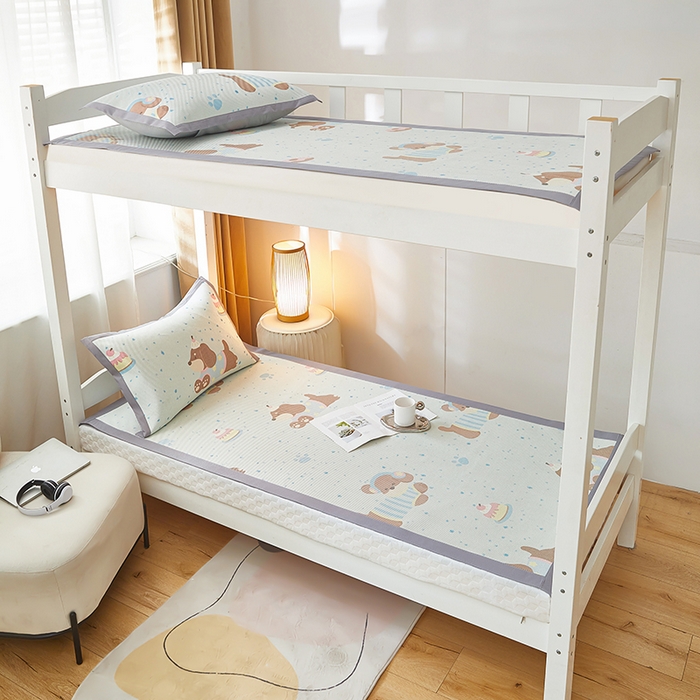 91家纺网 家纺一手货源 找家纺 沐慕 2025新款学生床小清新印花冰藤席 腊肠狗