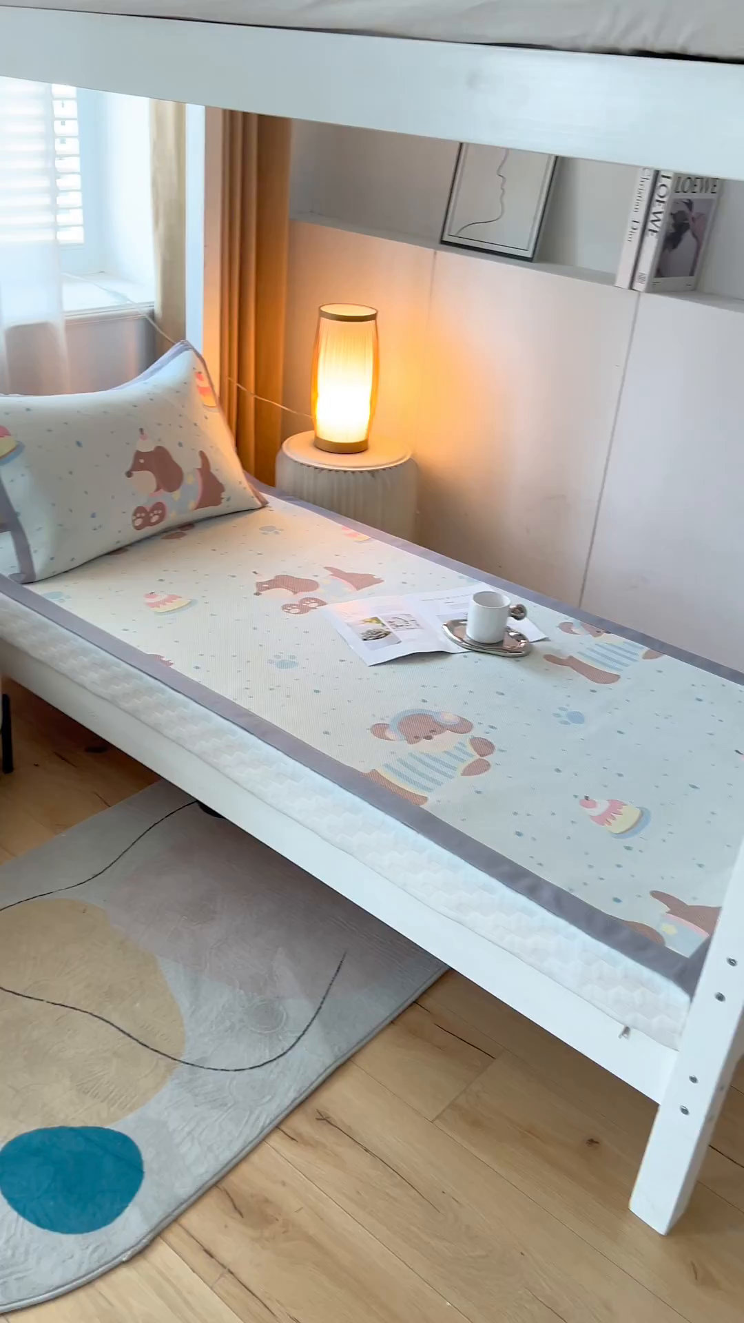 91家纺网 家纺一手货源 找家纺 沐慕 2025新款学生床小清新印花冰藤席 腊肠狗