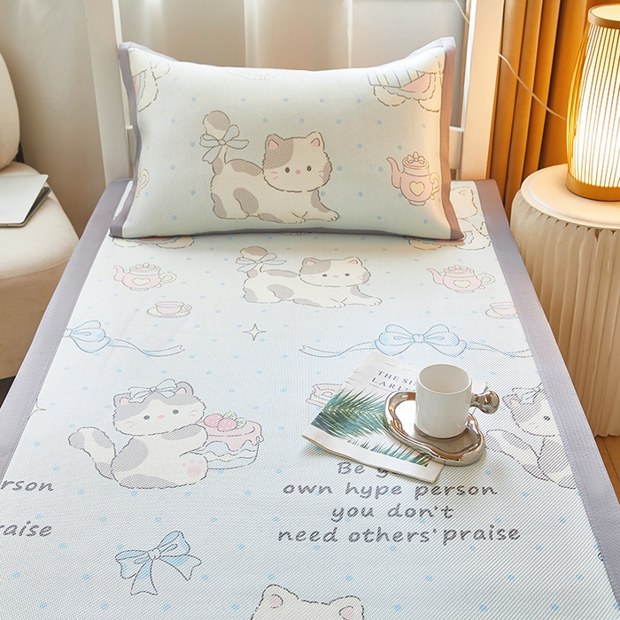 91家纺网 家纺一手货源 找家纺 沐慕 2025新款学生床小清新印花冰藤席 萌宠礼物