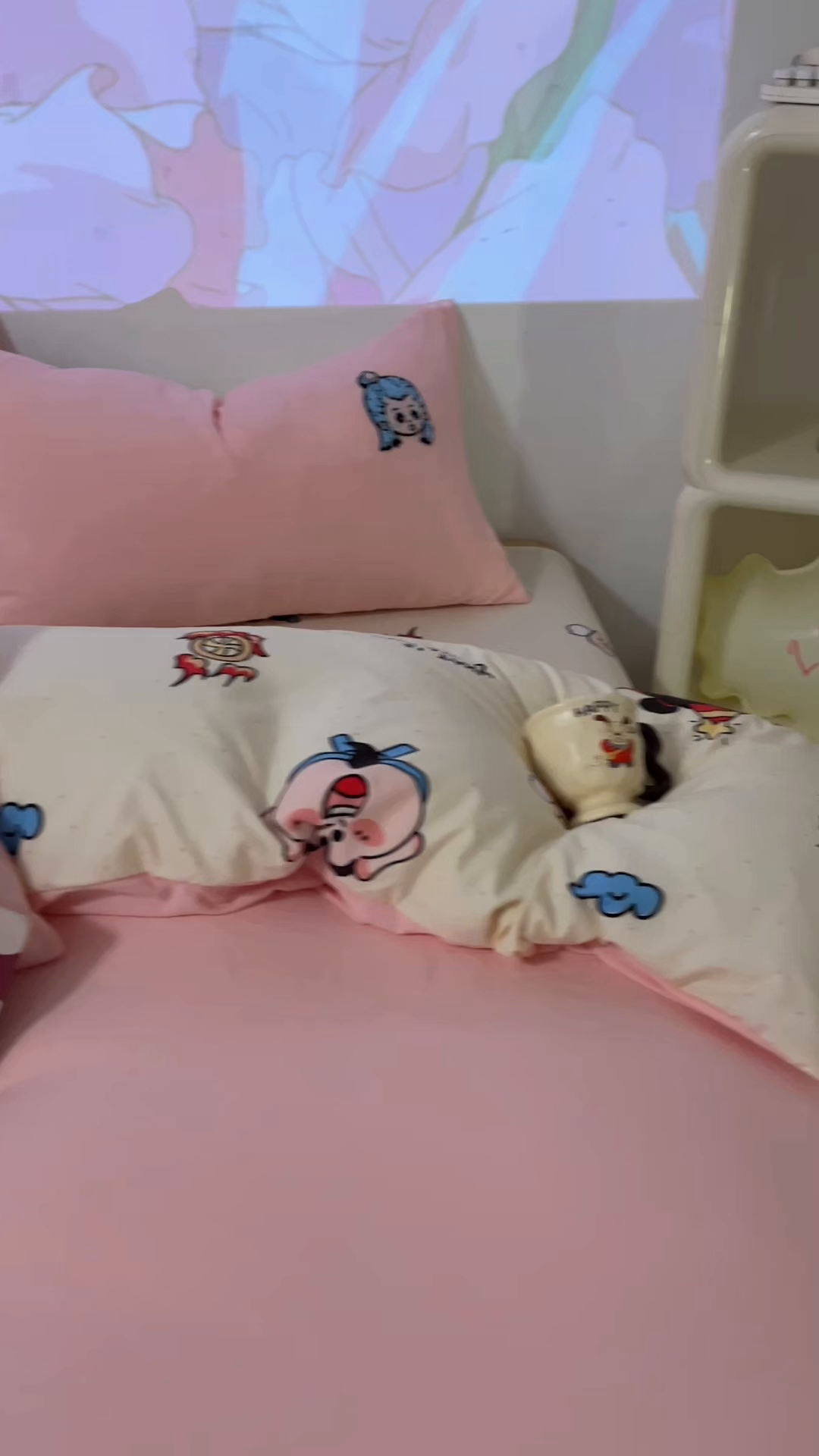 91家纺网 家纺一手货源 找家纺 易辰美 2025新款超软水洗棉毛巾绣四件套-系列二 哪吒敖冰粉