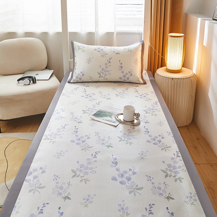 91家纺网 家纺一手货源 找家纺 沐慕 2025新款学生床小清新印花冰藤席 薰衣草