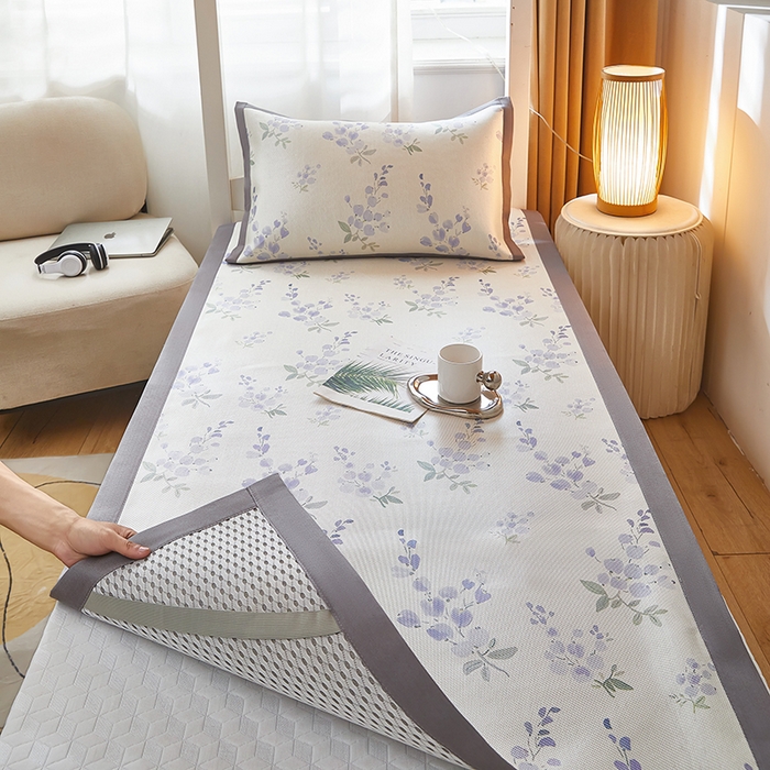 91家纺网 家纺一手货源 找家纺 沐慕 2025新款学生床小清新印花冰藤席 薰衣草