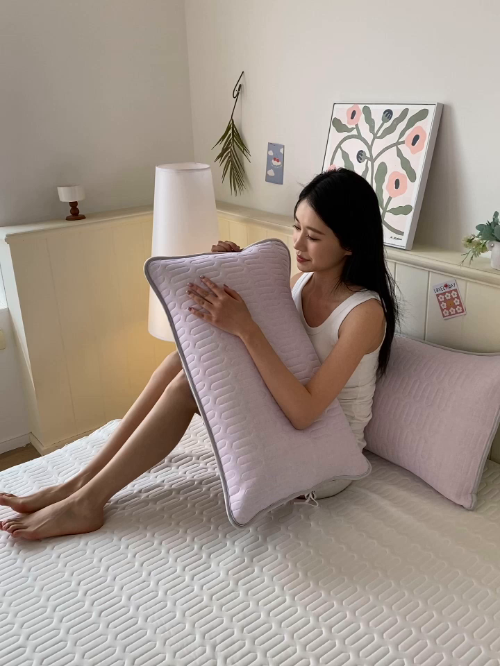 91家纺网 家纺一手货源 找家纺 芯宜佳 2025新款A类凉感丝乳胶单人枕套 肌理纹-紫