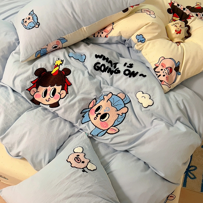 91家纺网 家纺一手货源 找家纺 易辰美 2025新款超软水洗棉毛巾绣四件套-系列二 哪吒敖冰兰