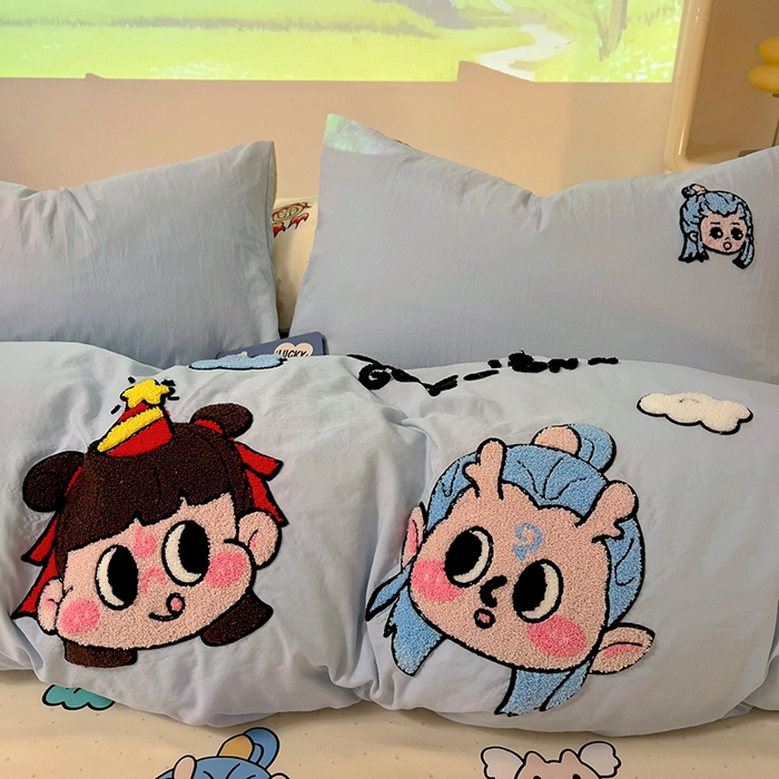 91家纺网 家纺一手货源 找家纺 易辰美 2025新款超软水洗棉毛巾绣四件套-系列二 哪吒敖冰兰