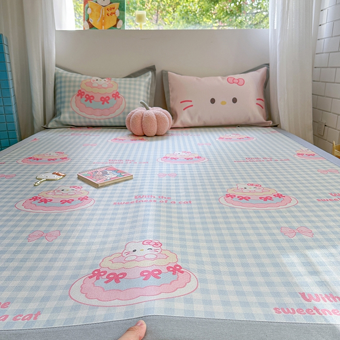 91家纺网 家纺一手货源 找家纺 沐慕 2025新款时尚数码印花600D冰丝凉席系列 冰丝-蛋糕猫咪