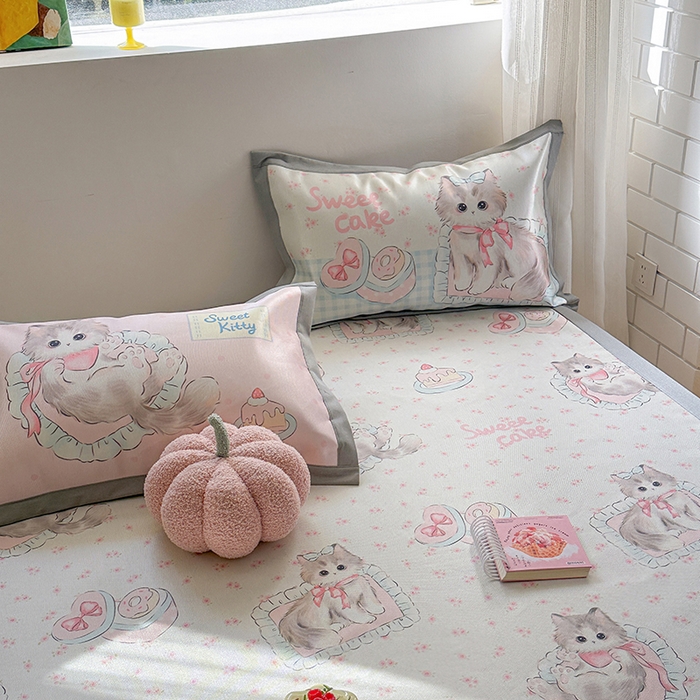 91家纺网 家纺一手货源 找家纺 沐慕 2025新款时尚数码印花600D冰丝凉席系列 冰丝-玫瑰粉喵