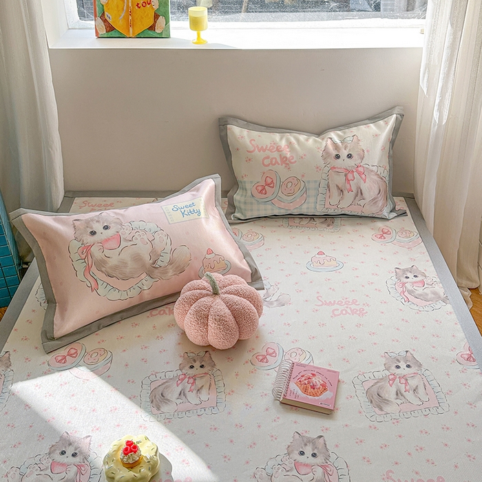 91家纺网 家纺一手货源 找家纺 沐慕 2025新款时尚数码印花600D冰丝凉席系列 冰丝-玫瑰粉喵