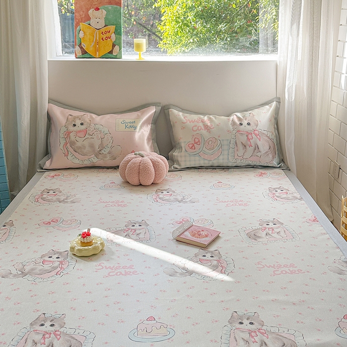 91家纺网 家纺一手货源 找家纺 沐慕 2025新款时尚数码印花600D冰丝凉席系列 冰丝-玫瑰粉喵