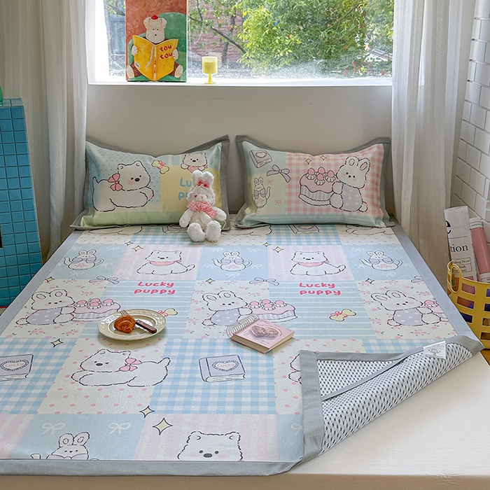 91家纺网 家纺一手货源 找家纺 沐慕 2025新款时尚数码印花600D冰丝凉席系列 冰丝-甜心宝贝