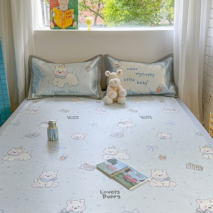 91家纺网 家纺一手货源 找家纺 沐慕 2025新款时尚数码印花600D冰丝凉席系列 冰丝-西高地蓝