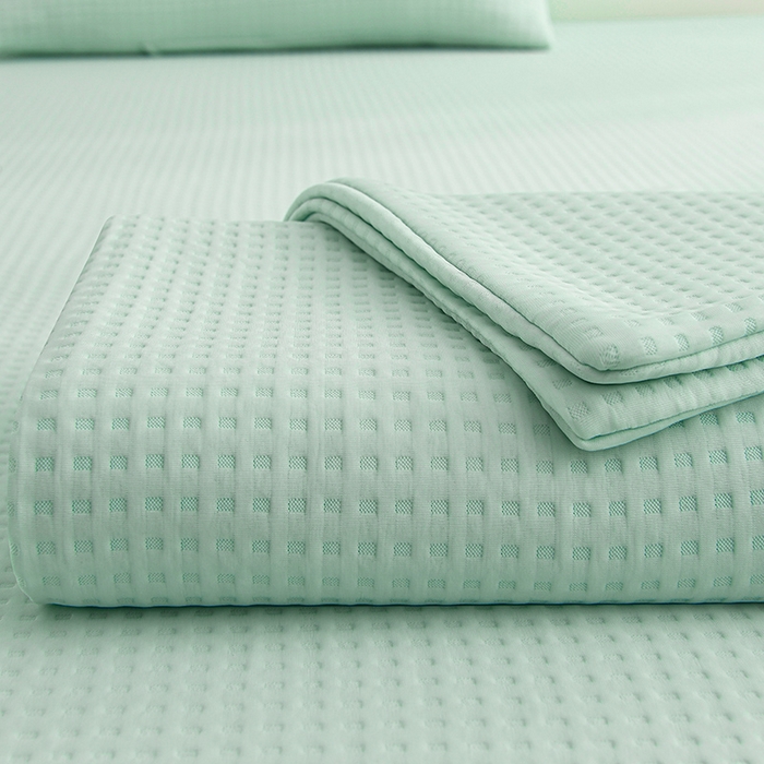 91家纺网 家纺一手货源 找家纺 圣楚家纺 2025春夏新款清凉华夫格夏被夏凉被空调被 清凉水绿