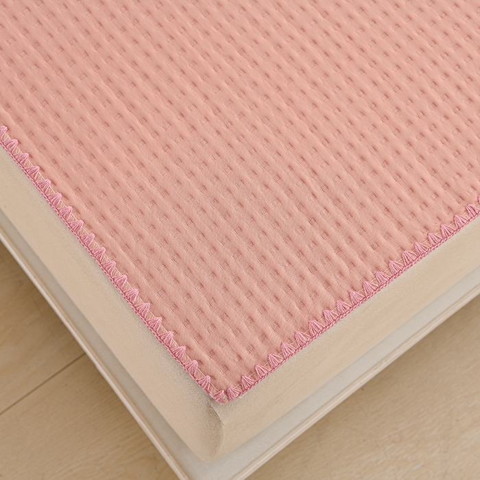 91家纺网 家纺一手货源 找家纺 圣楚家纺 2025春夏新款清凉华夫格夏被夏凉被空调被 清凉粉玉