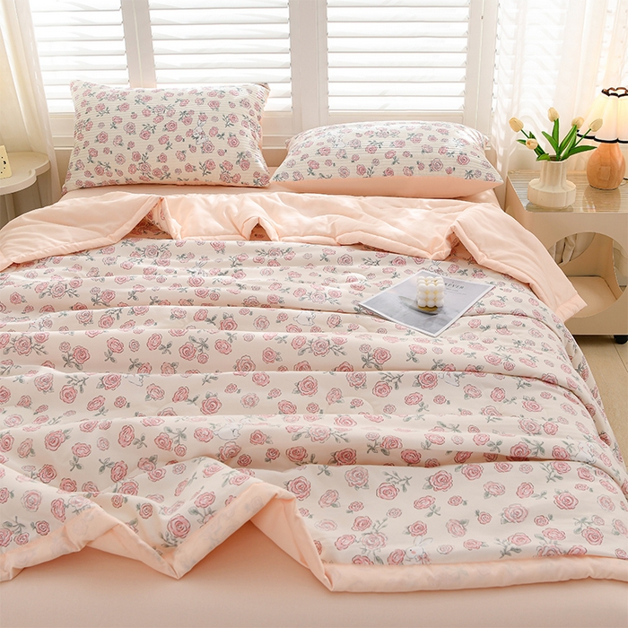 91家纺网 家纺一手货源 找家纺 圣楚家纺 2025春夏新款大豆纤维夏被夏凉被空调被 花香小兔