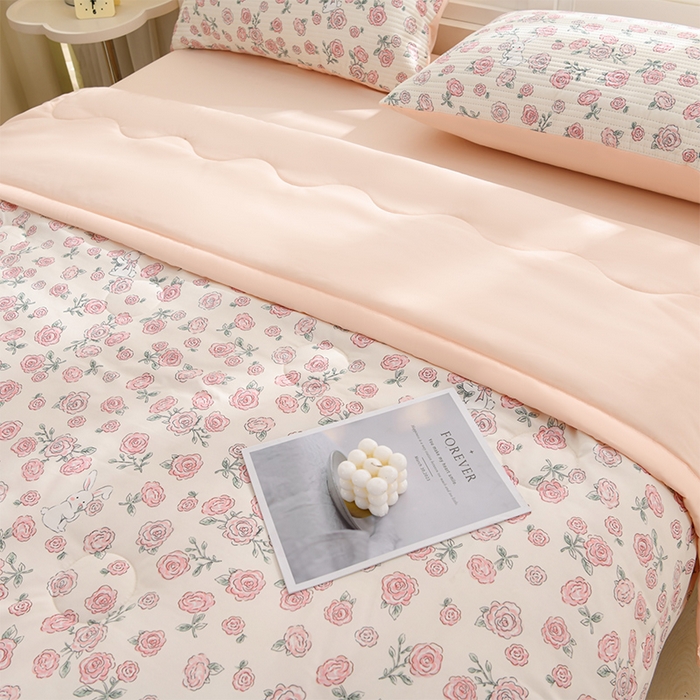 91家纺网 家纺一手货源 找家纺 圣楚家纺 2025春夏新款大豆纤维夏被夏凉被空调被 花香小兔