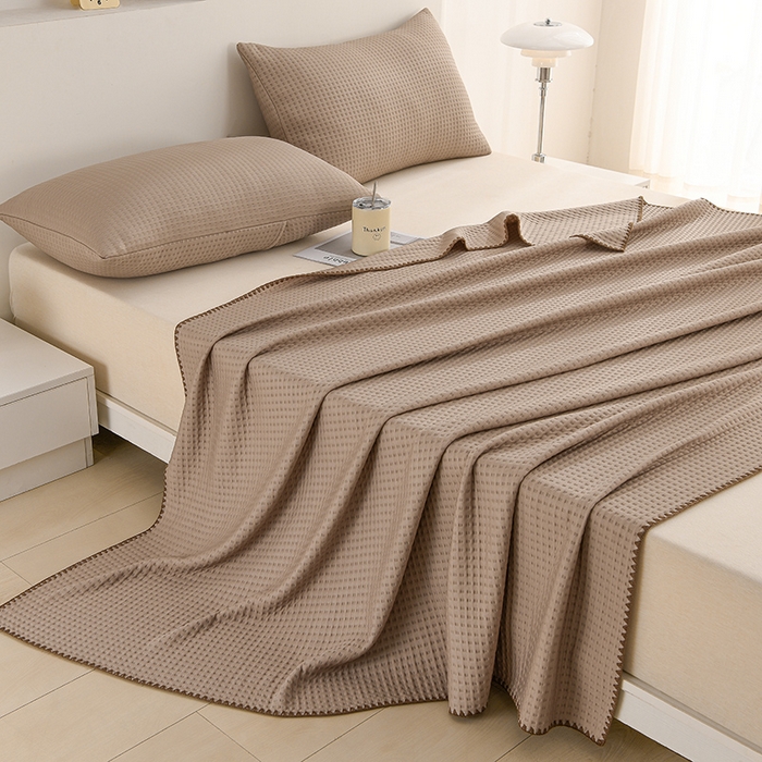 91家纺网 家纺一手货源 找家纺 圣楚家纺 2025春夏新款清凉华夫格夏被夏凉被空调被 清凉浅咖