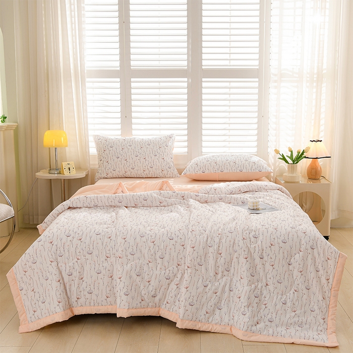 91家纺网 家纺一手货源 找家纺 圣楚家纺 2025春夏新款大豆纤维夏被夏凉被空调被 浪漫童话