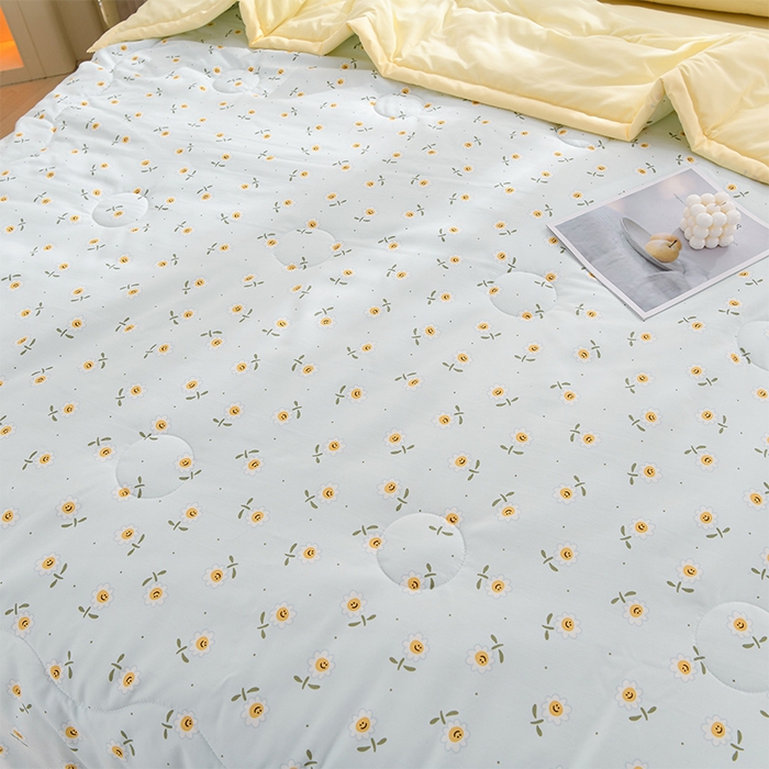 91家纺网 家纺一手货源 找家纺 圣楚家纺 2025春夏新款大豆纤维夏被夏凉被空调被 笑脸甜心