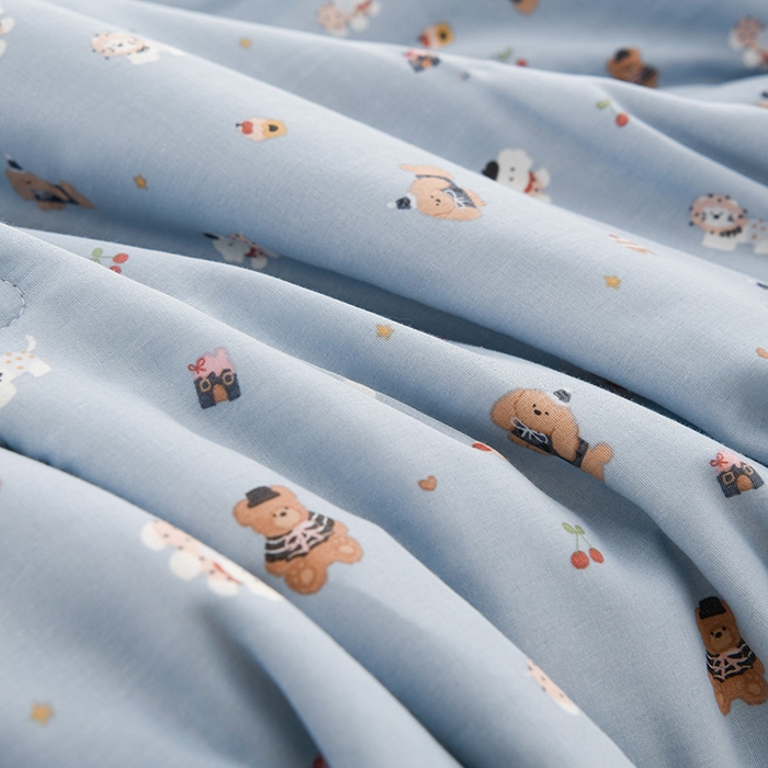 91家纺网 家纺一手货源 找家纺 圣楚家纺 2025春夏新款全棉双层纱夏被夏凉被空调被 冒冒熊