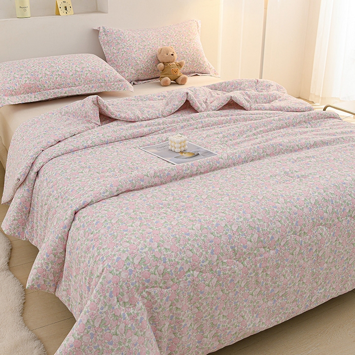 91家纺网 家纺一手货源 找家纺 圣楚家纺 2025春夏新款全棉双层纱夏被夏凉被空调被 梅林春晓