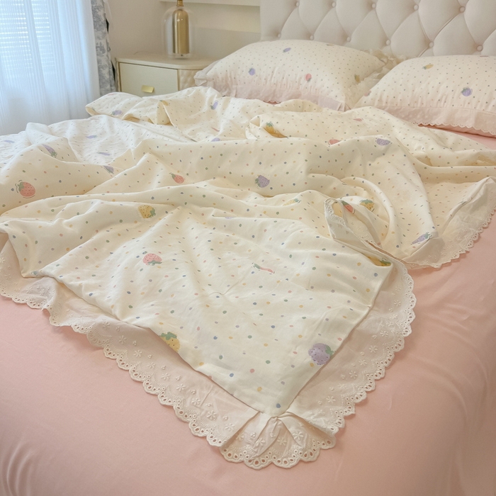 91家纺网 家纺一手货源 找家纺 盼季家纺 2025新款水洗棉蕾丝花边四件套 蕾丝小花边-爱心草莓