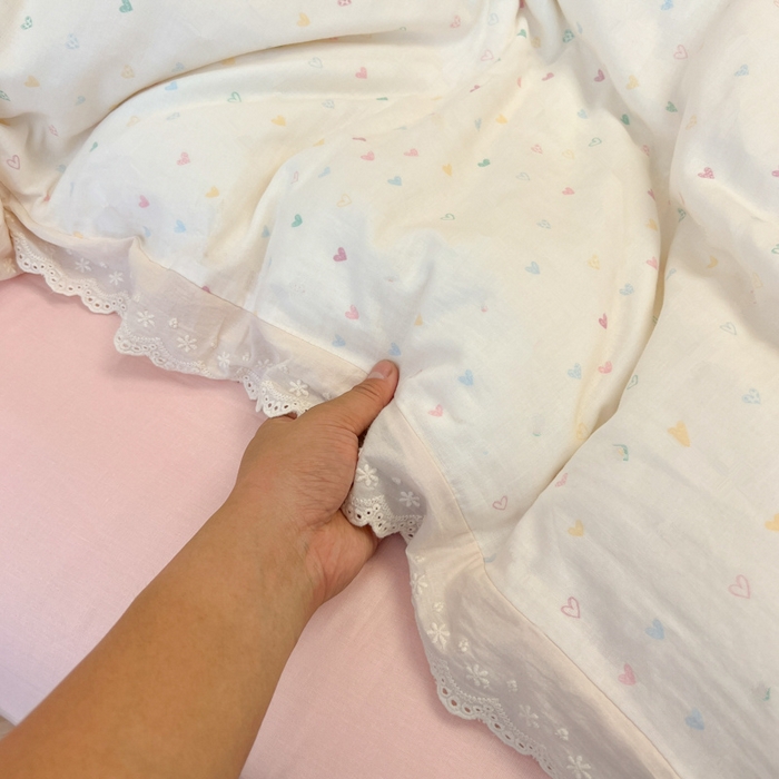 91家纺网 家纺一手货源 找家纺 盼季家纺 2025新款水洗棉蕾丝花边四件套 蕾丝小花边-彩色爱心