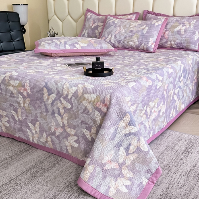 91家纺网 家纺一手货源 找家纺 晨晨家纺 2025新款A类印花莱赛尔天丝软席床盖三件套 梦蝶