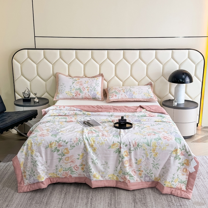 91家纺网 家纺一手货源 找家纺 晨晨家纺 2025新款A类印花莱赛尔天丝软席床盖三件套 梦蔓