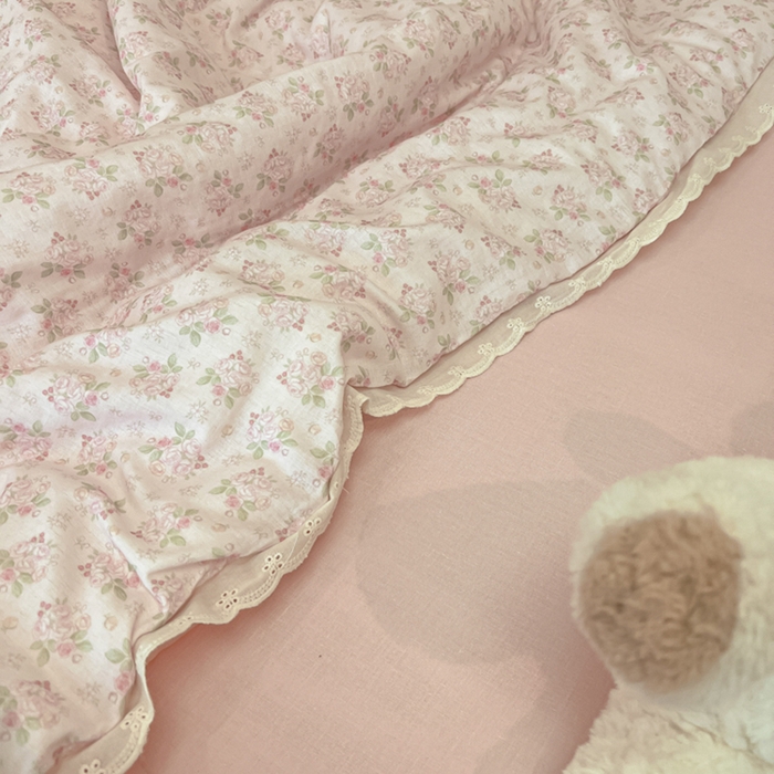 91家纺网 家纺一手货源 找家纺 盼季家纺 2025新款水洗棉蕾丝花边四件套 小蕾丝花边-粉小黛