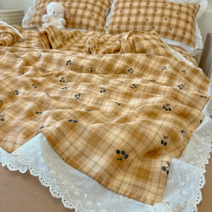 91家纺网 家纺一手货源 找家纺 盼季家纺 2025新款水洗棉蕾丝花边四件套 小蕾丝花边-赫本樱桃